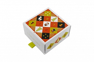 Кашированная коробка из переплетного картона шкатулка Новогодняя с лентой