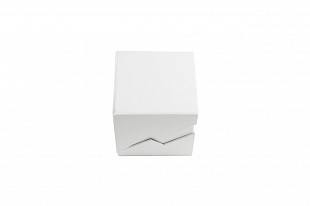 Коробка из переплетного картона белая маленькая