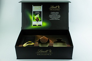 Коробка из переплетного картона Lindt Excellence