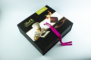 Коробка шкатулка Lindt черная с лентами